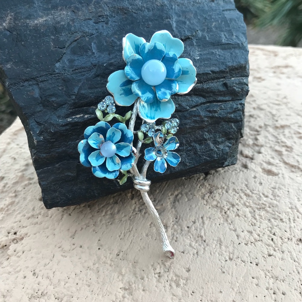 Vintage Brooch Silver Blue Enamel Flower Pin 60s
